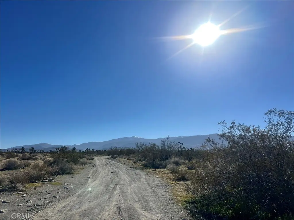2025 Dos Palmas, Phelan, CA 92371 - #1