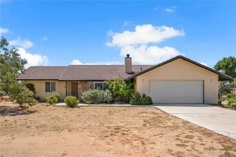 15155 Apache, Apple Valley, CA 92307 - #3