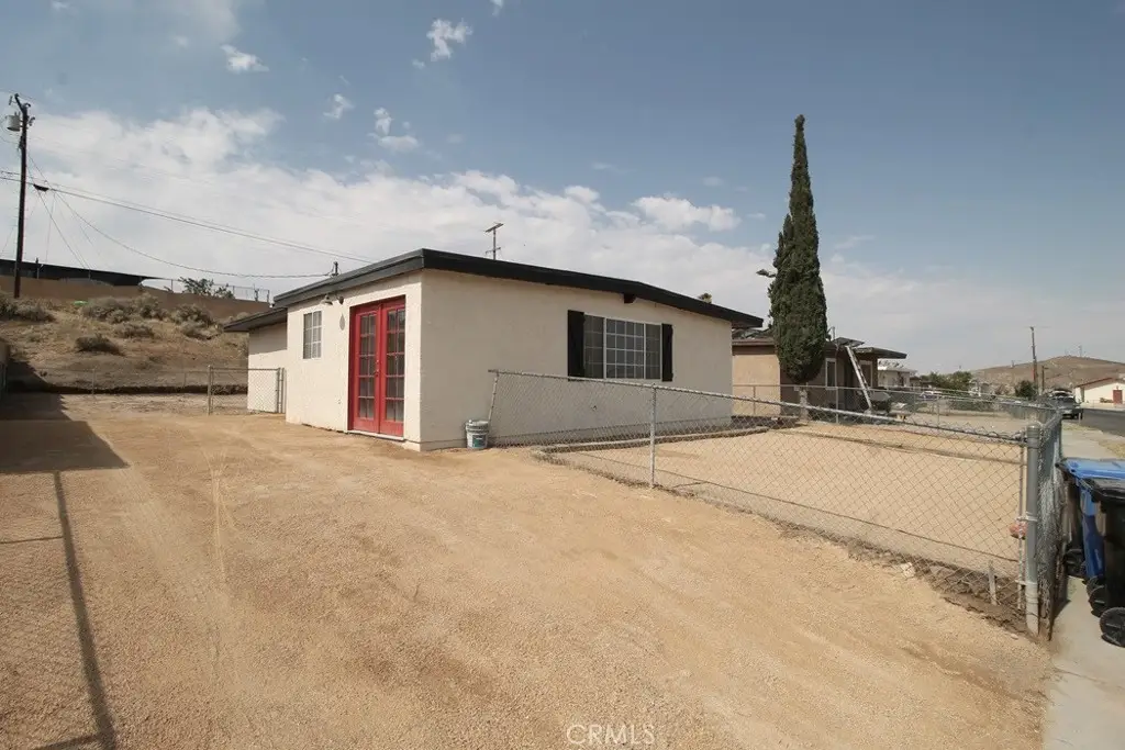 1040 Mojave Drive, Barstow, CA 92311 - #1