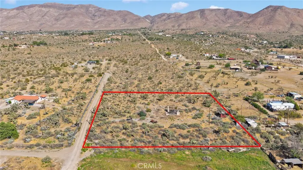 1 Lamprey Road, Apple Valley, CA 92308 - #1