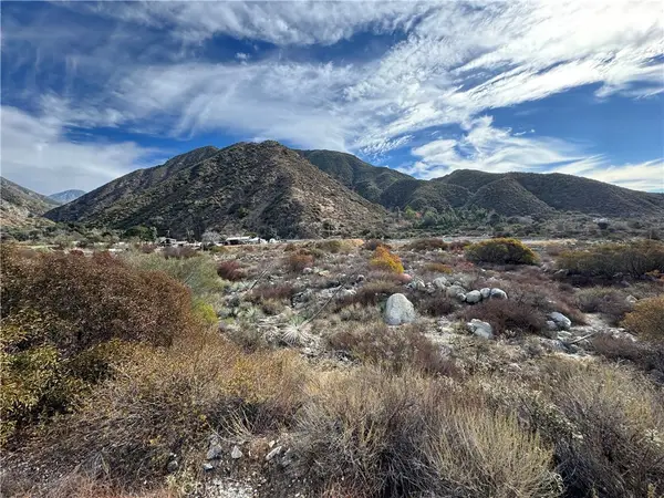 0 Vl-8675022001, Claremont, CA 91711