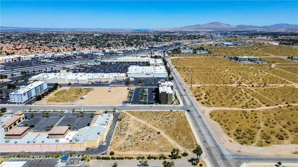 14879 Monarch, Victorville, CA 92395 - #1