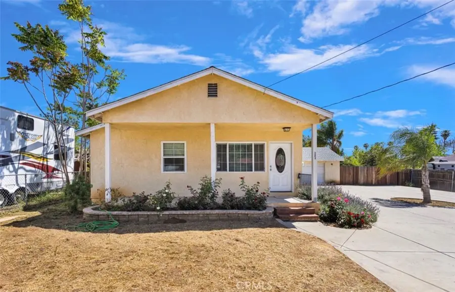 121 E County Line, Calimesa, CA 92320 - #3
