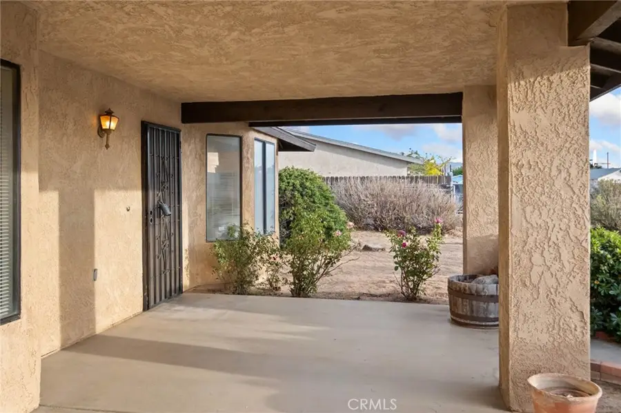 11065 Neola Road, Apple Valley, CA 92308 - #3
