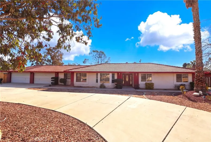 13163 Quapaw Road, Apple Valley, CA 92308 - #2