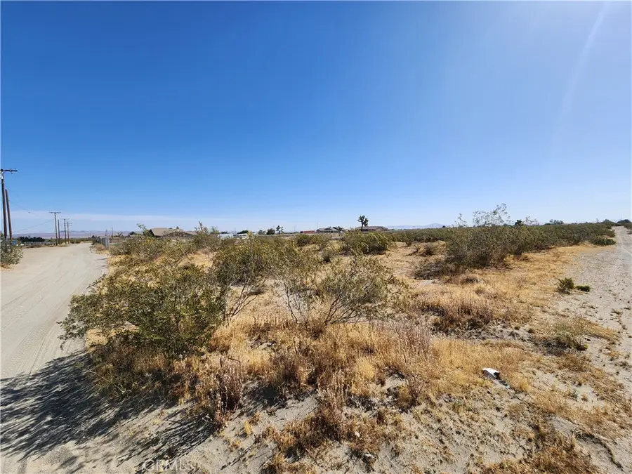 2 Horizon Court, Phelan, CA 92371 - #2