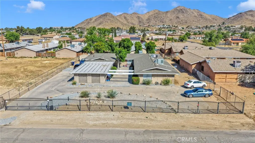 15400 Kiamichi Road, Apple Valley, CA 92307 - #1