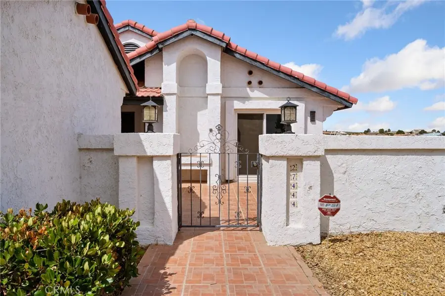 27444 Lakeview, Helendale, CA 92342 - #3