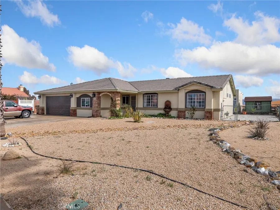 6791 Redwood Avenue, Hesperia, CA 92345 - #2