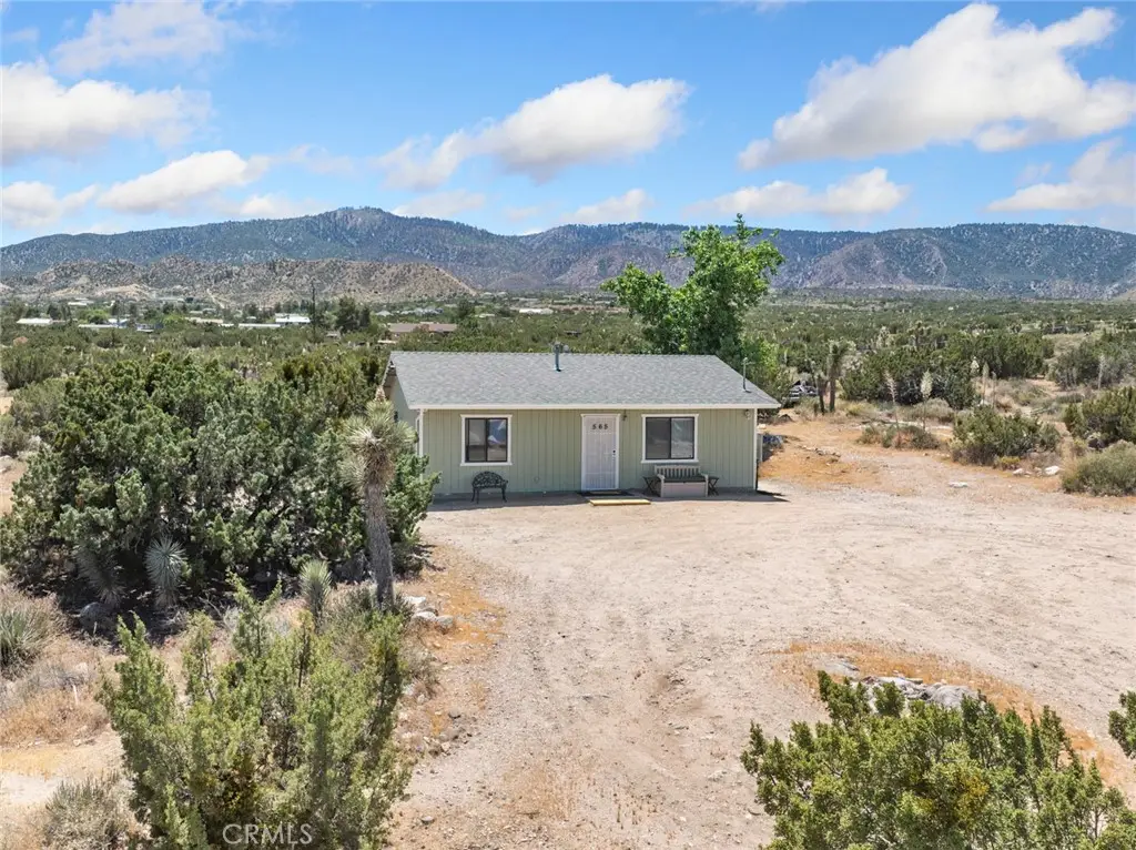 565 Juniper, Pinon Hills, CA 92372 - #1