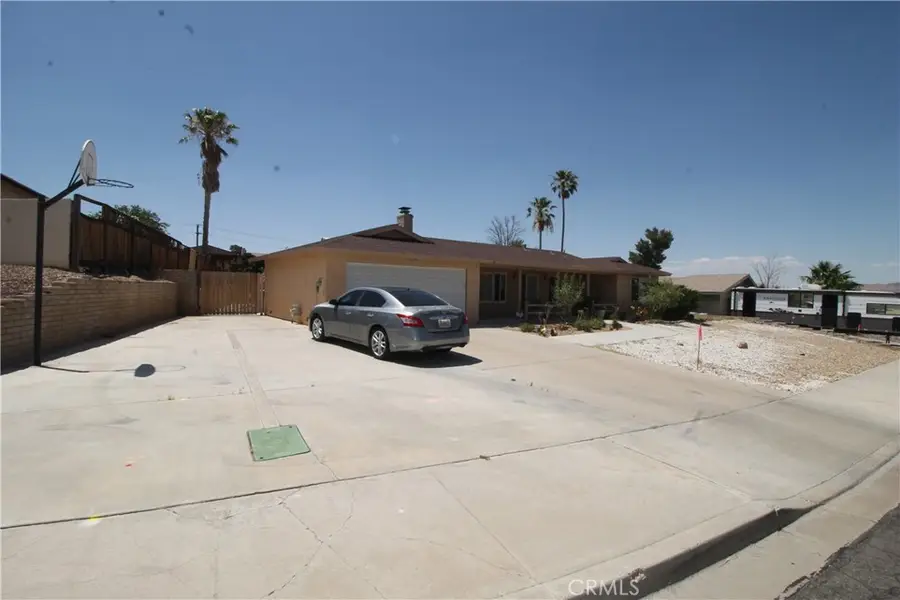 28 Barcelona Court, Barstow, CA 92311 - #2