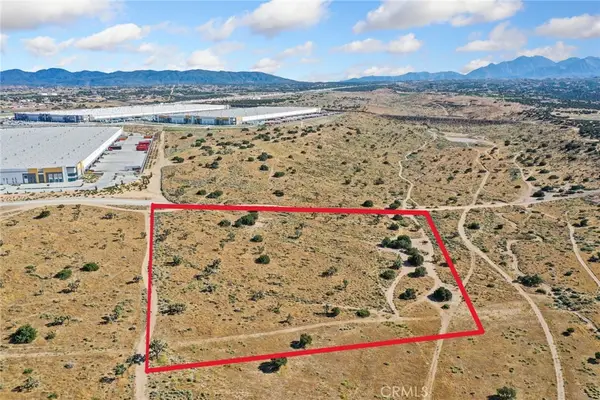 0 Cedar St, Oak Hills, CA 92344