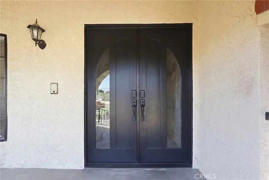 16810 Danbury, Hesperia, CA 92345 - #2