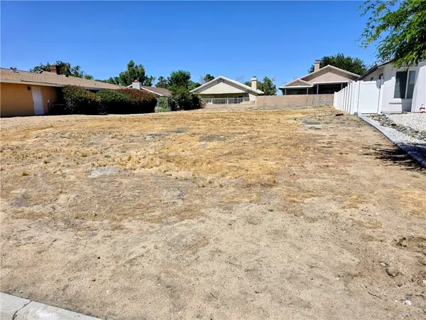 13415 Sea Gull Drive, Victorville, CA 92395