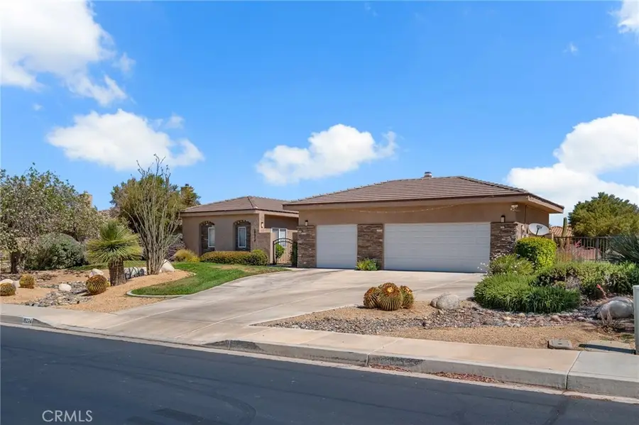 19274 Kanbridge Street, Apple Valley, CA 92308 - #3