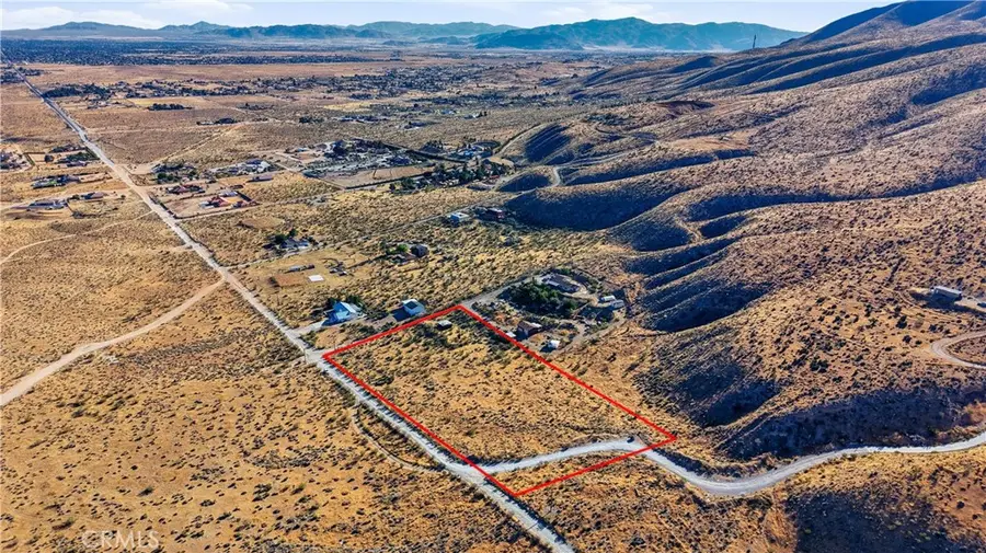 8255 Kiowa Road, Apple Valley, CA 92308 - #2