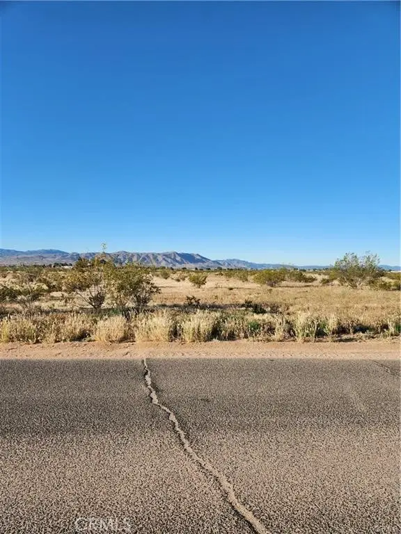 0 Nomwaket Lane, Apple Valley, CA 92308