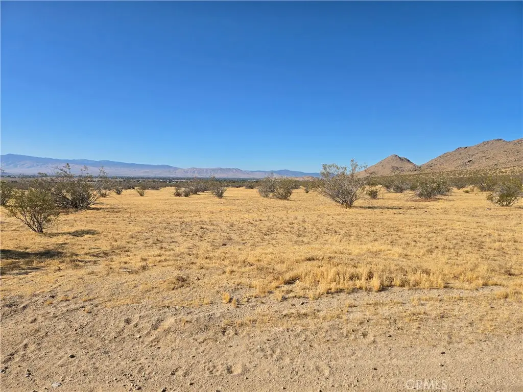 0 Falchion Rd 0472-331-03, Apple Valley, CA 92307 - #1