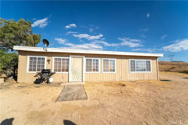 8390 Milpas, Apple Valley, CA 92308
