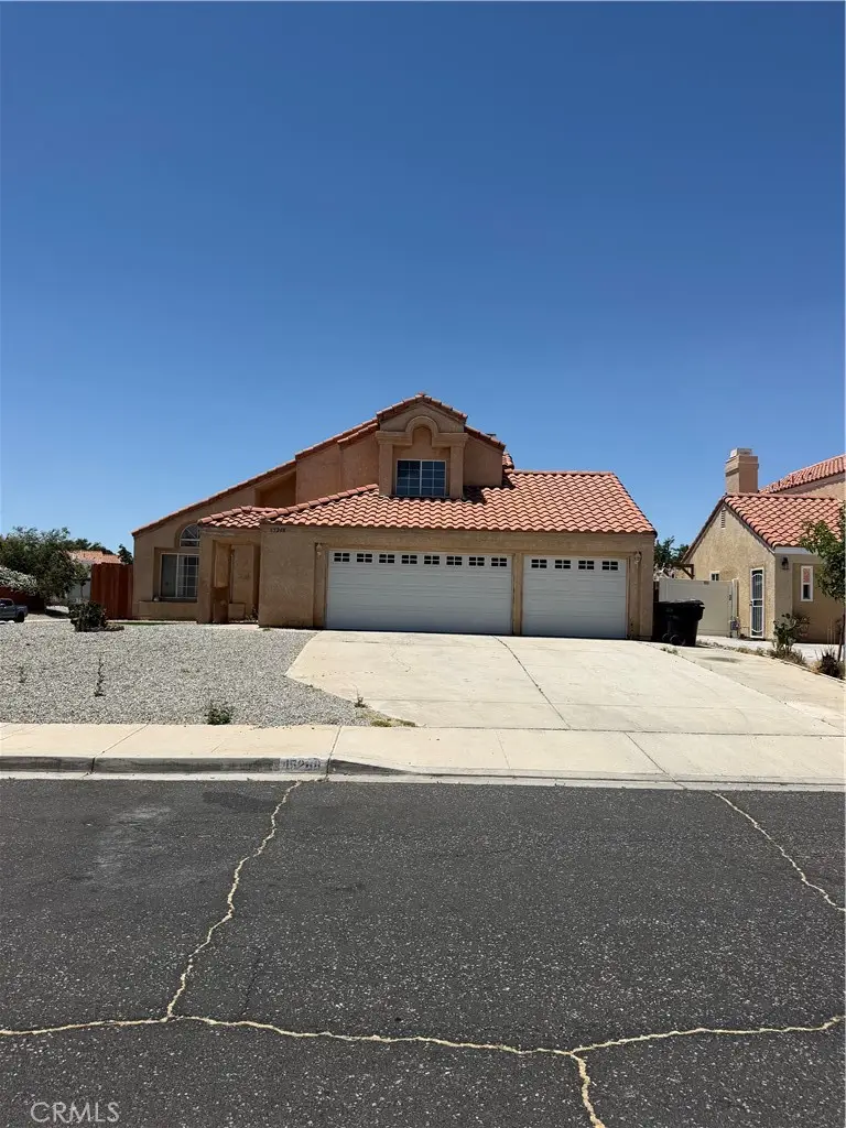15268 San Jose, Victorville, CA 92394 - #3