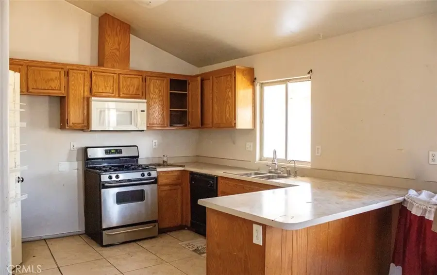 124 Old Drovers Lane, Bakersfield, CA 93307 - #2