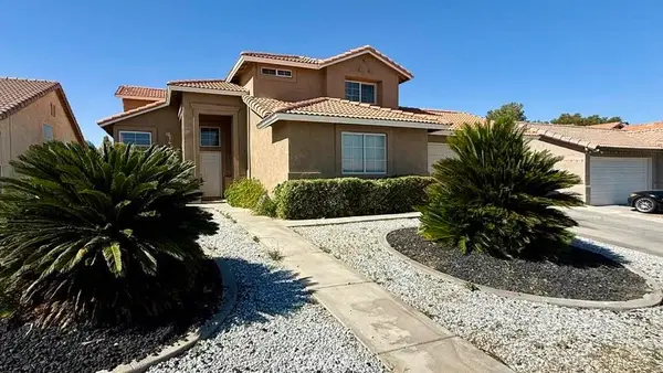 13776 Foxfire Road, Victorville, CA 92392