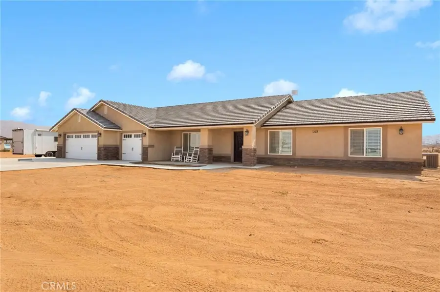 14825 Pela Road, Apple Valley, CA 92307 - #3