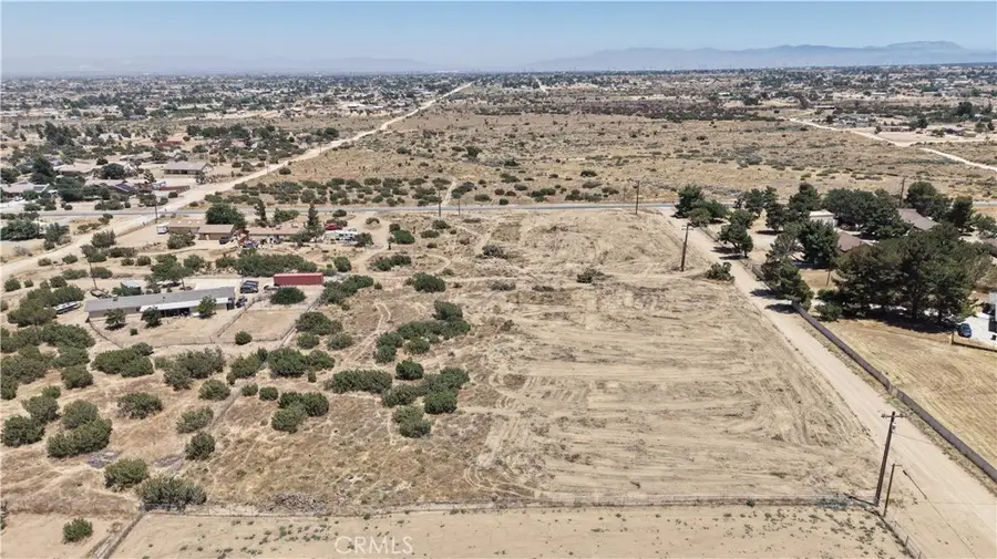9232 Eaby Road, Phelan, CA 92371 - #3