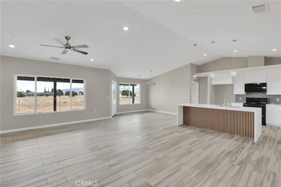 9835 Pyrite Avenue, Hesperia, CA 92345 - #3