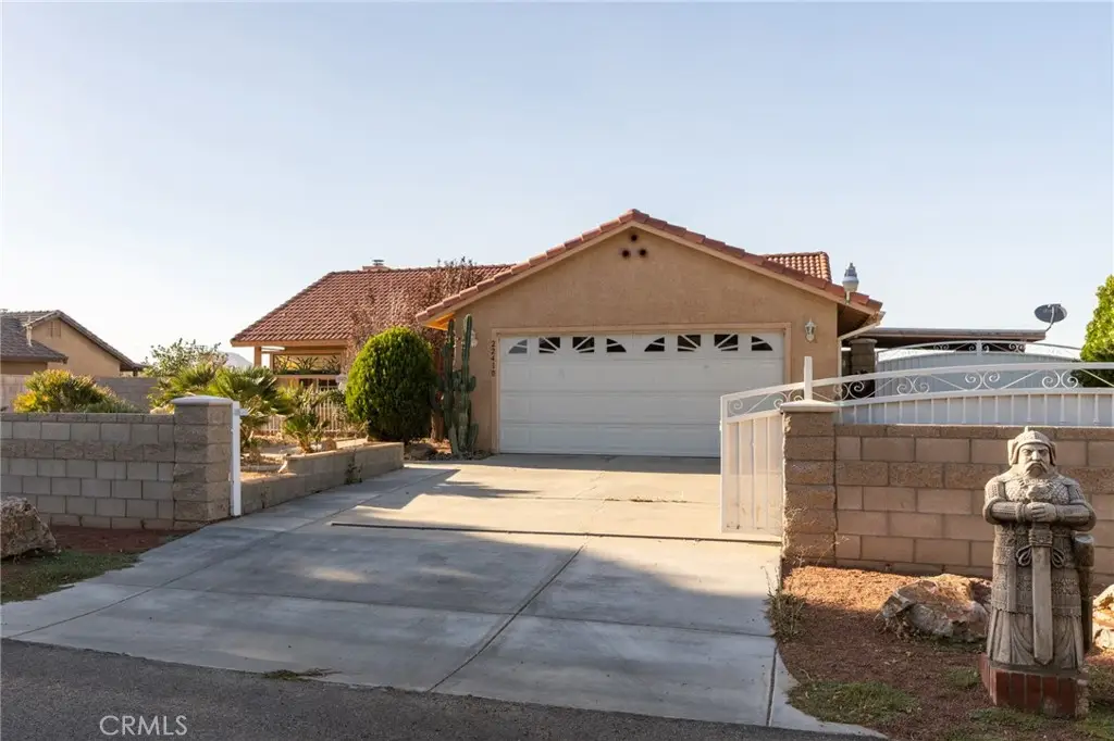 22410 Broken Lance Court, Apple Valley, CA 92307 - #1