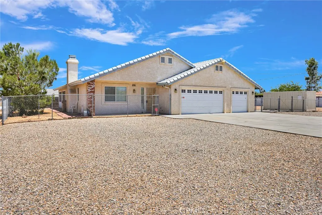 11281 4th, Hesperia, CA 92345 - #1