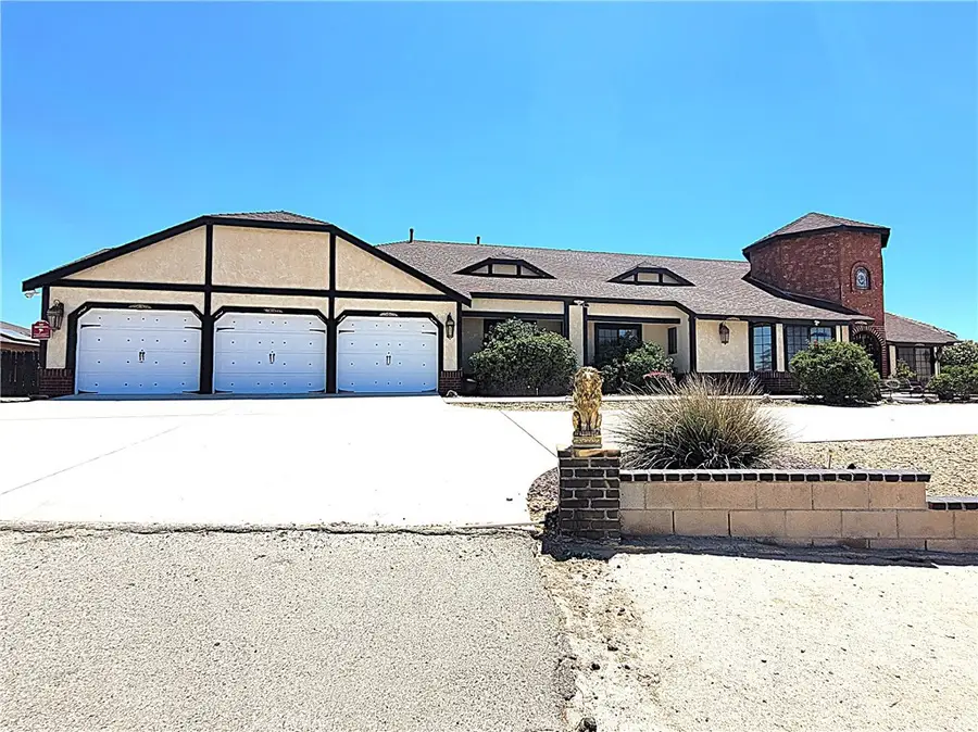 13889 Olathe, Apple Valley, CA 92307 - #3