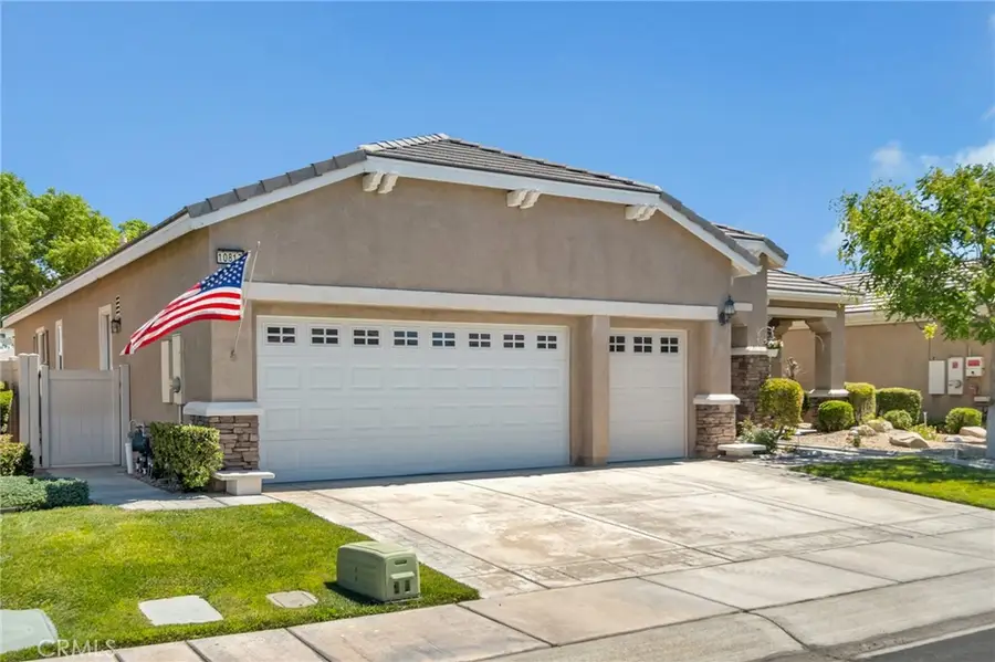 10817 Katepwa Street, Apple Valley, CA 92308 - #2