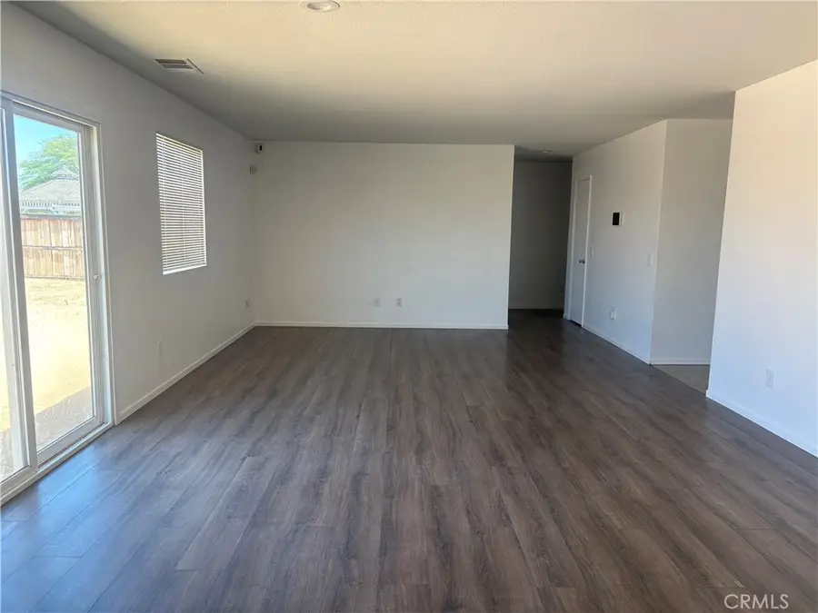 16562 Jasmine, Victorville, CA 92395 - #3