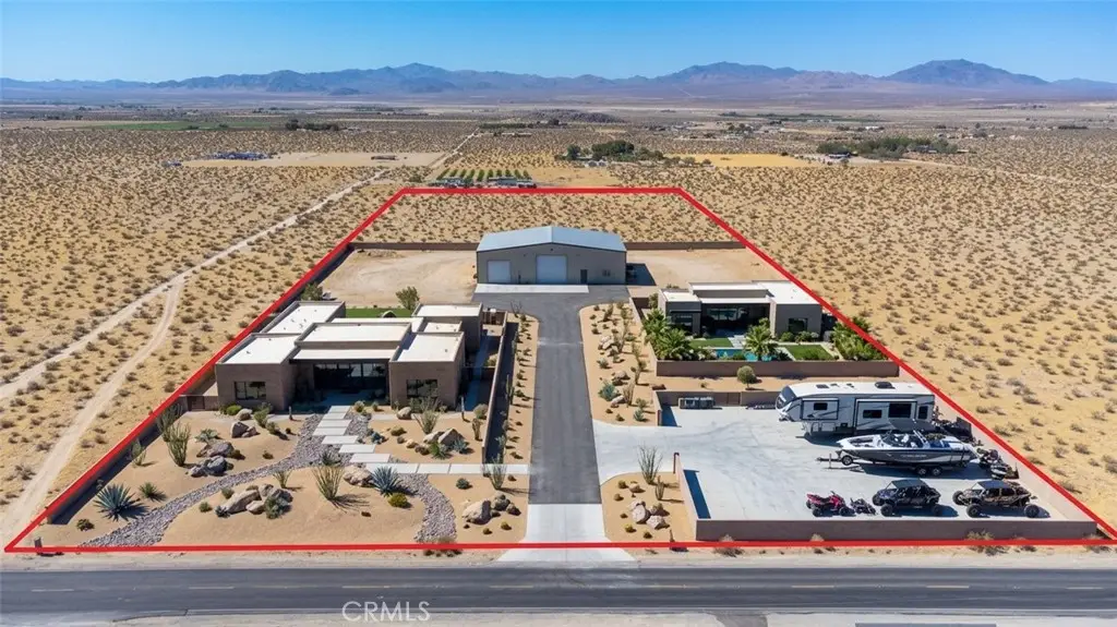 247 Old Woman Springs, Lucerne Valley, CA 92356 - #1