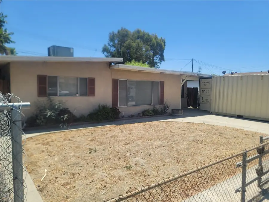 1594 Bordwell, Colton, CA 92324 - #2