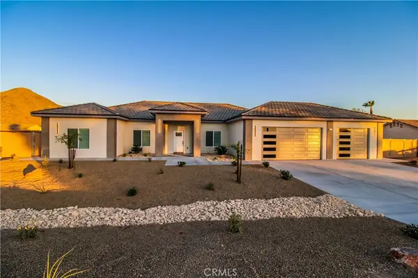 19299 Roanoke Road, Apple Valley, CA 92307