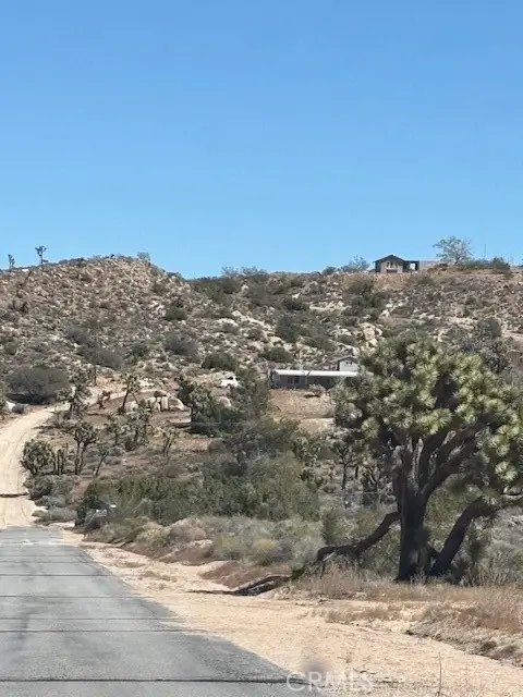 5437 Davis Way, Yucca Valley, CA 92284 - #3