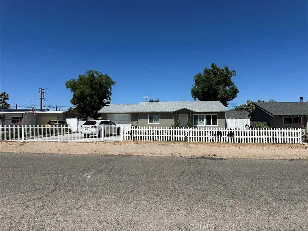 16116 Cajon, Hesperia, CA 92345 - #1