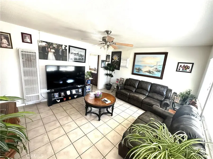 16116 Cajon, Hesperia, CA 92345 - #3