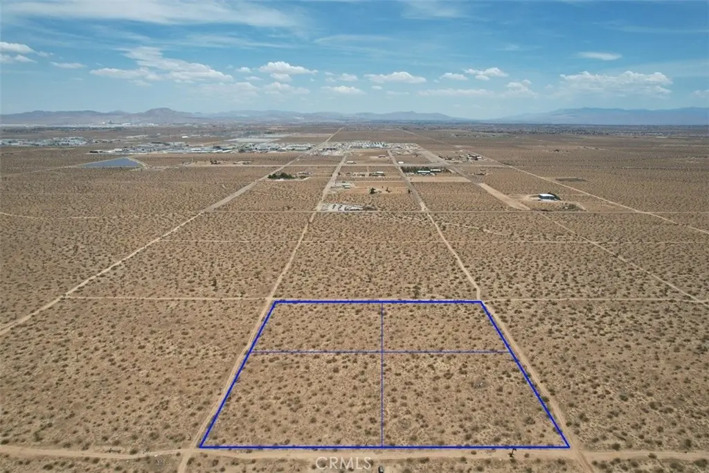 8 Buckeye Avenue, Adelanto, CA 92301 - #1