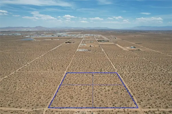 8 Buckeye Avenue, Adelanto, CA 92301
