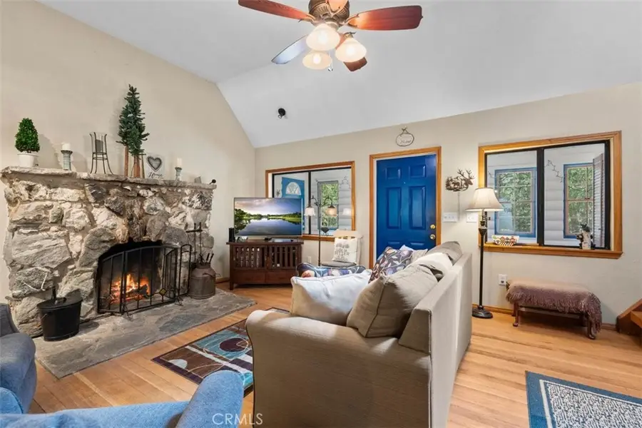 1143 Robin Road, Wrightwood, CA 92397 - #2