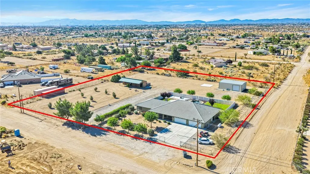 10525 Mono, Phelan, CA 92392 - #1