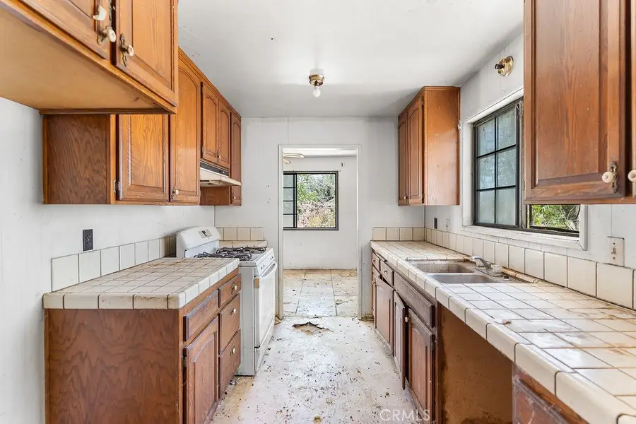 31707 Furst Street, Lucerne Valley, CA 92356 - #3
