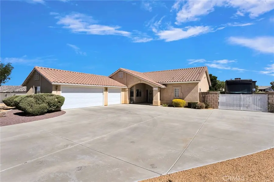 13490 Paraiso, Apple Valley, CA 92308 - #3