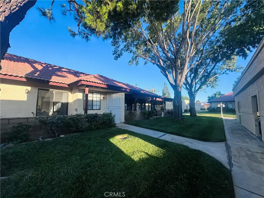 19267 Elm, Apple Valley, CA 92308 - #2