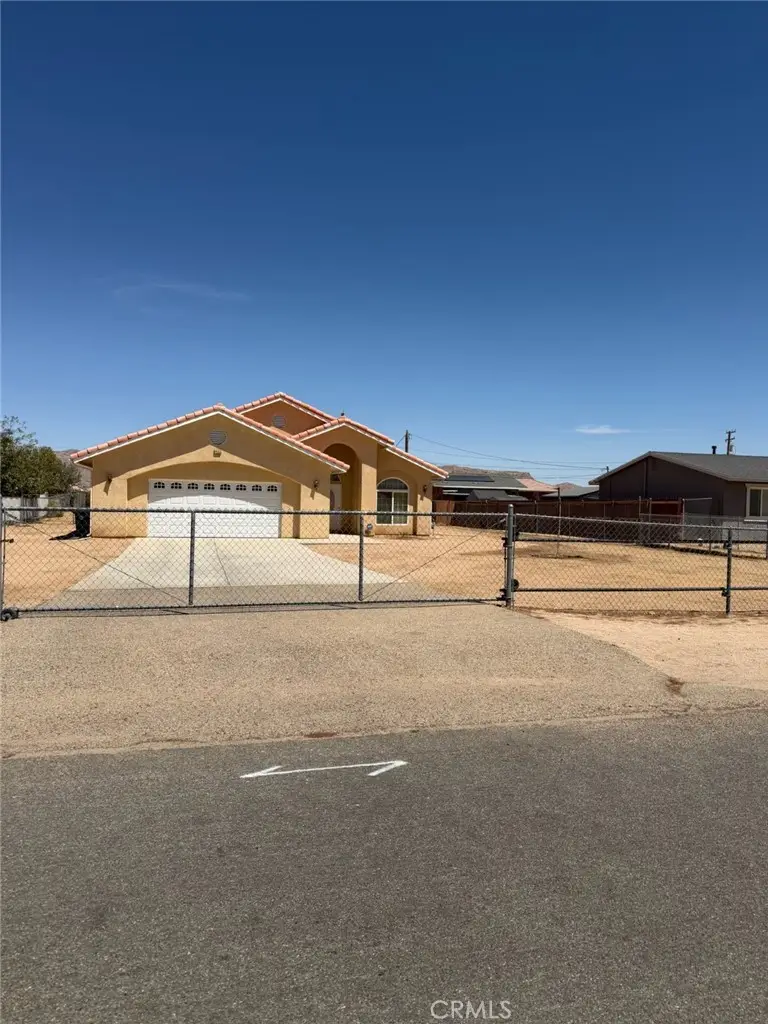 14125 Quinnault Rd, Apple Valley, CA 92307 - #1