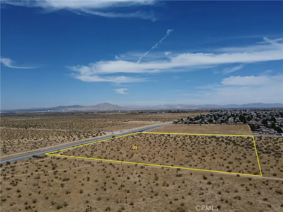 3 Mojave Dr, Adelanto, CA 92301 - #3