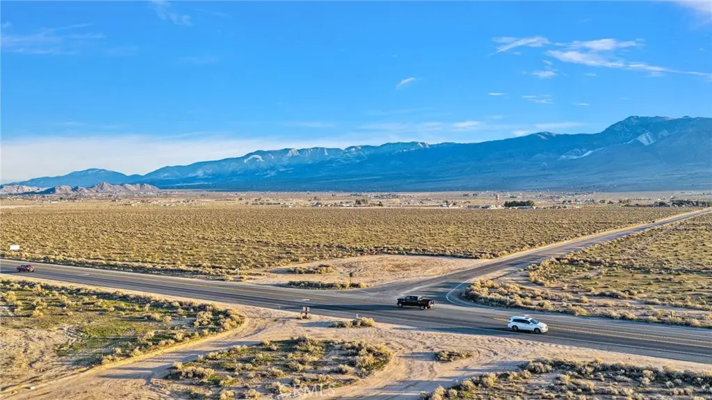 300 Highway 18, Lucerne Valley, CA 92356 - #1